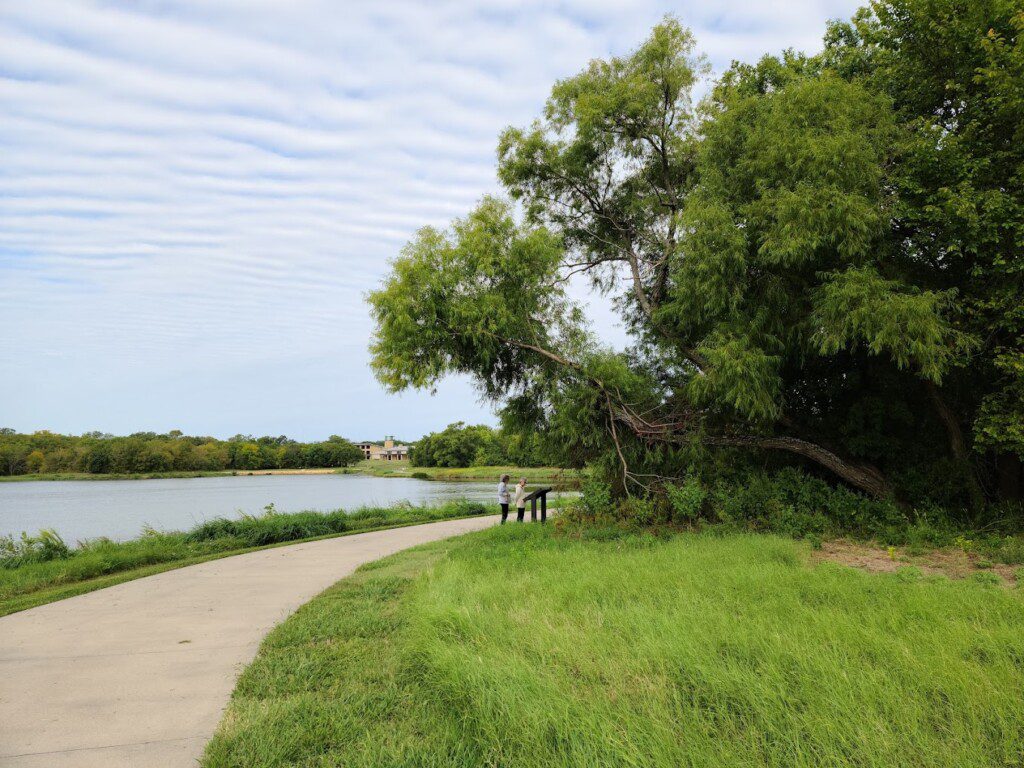 Oak Point Park and Nature Preserve