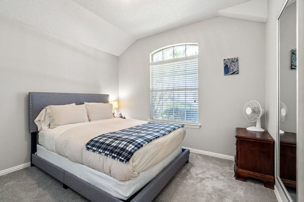 57133 279969 KJTOP8P8LZfH8chdqJodBPNEdybPX HORTLYiPthiq8 66690171caa54.jpg